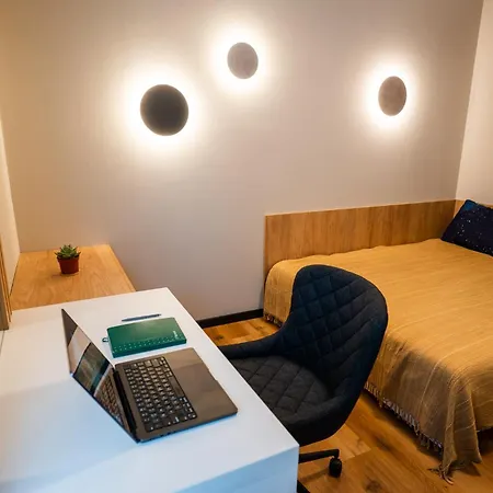 Stylish In Center * Sofía